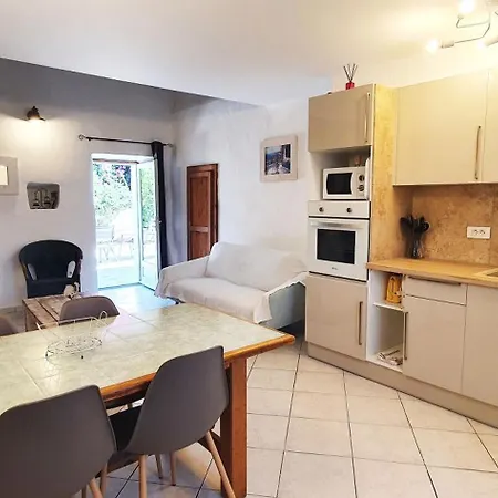 Casa Foci * زونزا